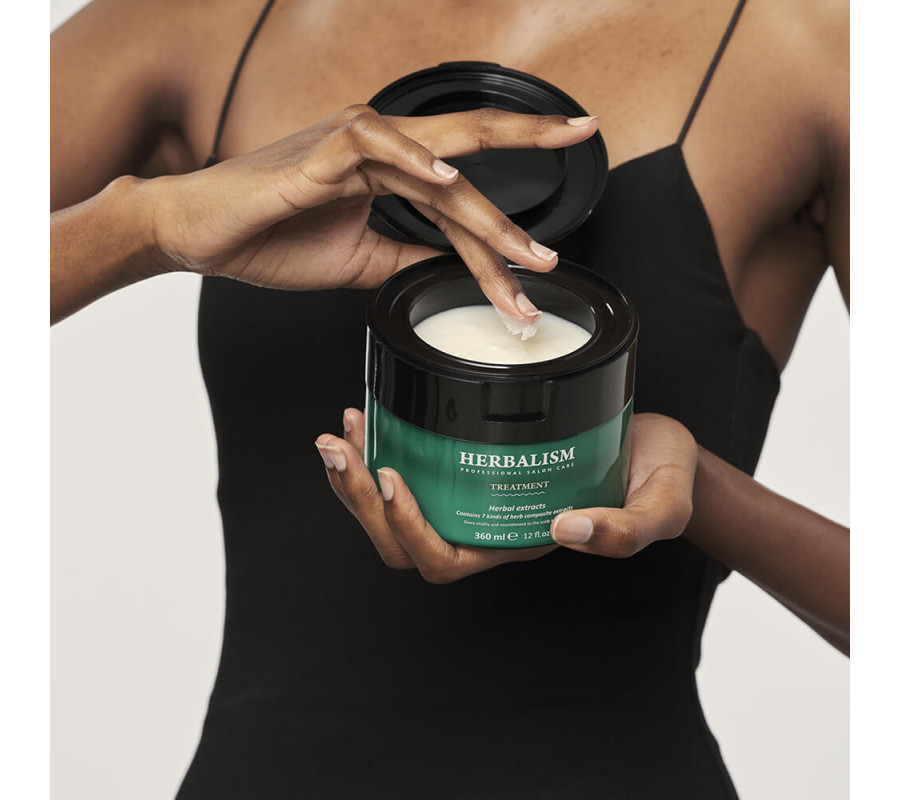 Трав'яна маска для волосся з амінокислотами Herbalism Treatment La'dor, 360  мл