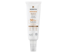 Сонцезахисний засіб для обличчя з тонуючим ефектом Repaskin Silk Touch Color SPF 50 Sesderma, 50