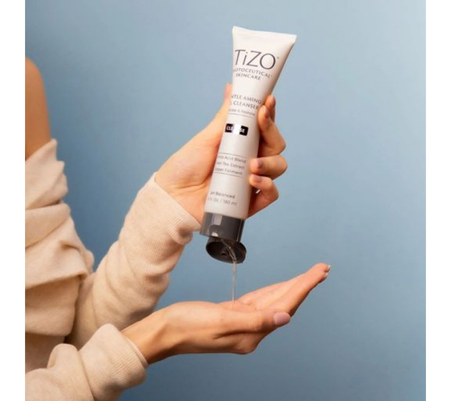 Нежный очищающий амино-гель для лица Gentle Amino Gel Cleanser TiZO, 180 мл