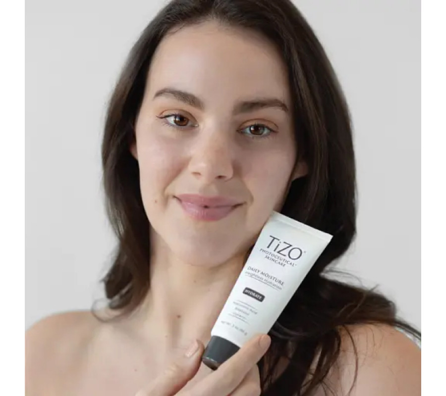 Крем відновлюючий для обличчя Photoceutical Skincare Daily Moisture TiZO, 85 мл