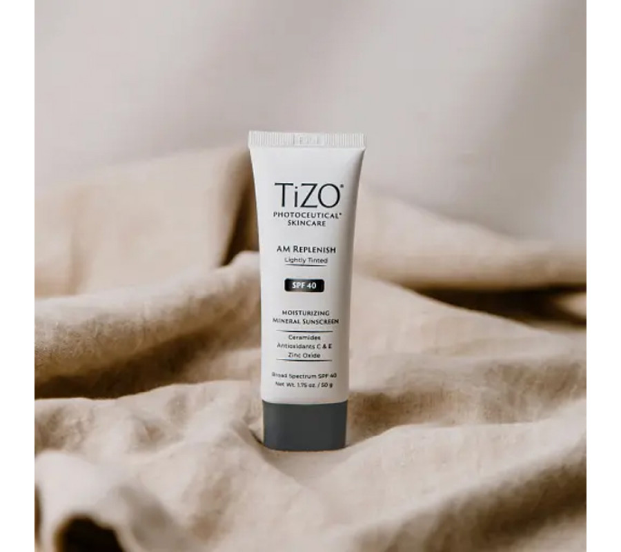 Крем денний  Photoceutical Skincare AM Replenish Lightly Tinted SPF 40 TiZO, 50 мл