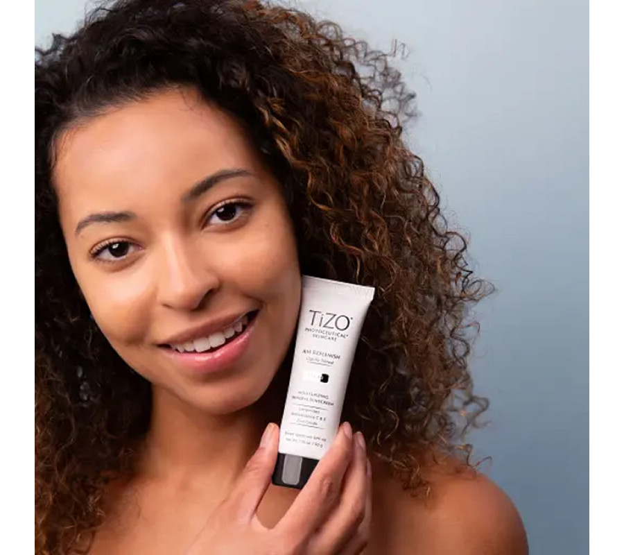 Крем денний  Photoceutical Skincare AM Replenish Lightly Tinted SPF 40 TiZO, 50 мл