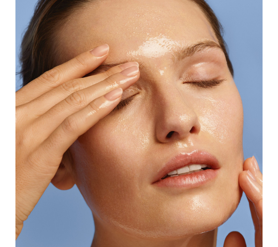 Weleda Cleansing Oil — гідрофільна олія для зняття макіяжу з органічним гамамелісом, 150 мл