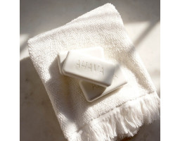 Мило на основі солі мертвого моря  Moisturizing Salt Soap Ahava, 100 г