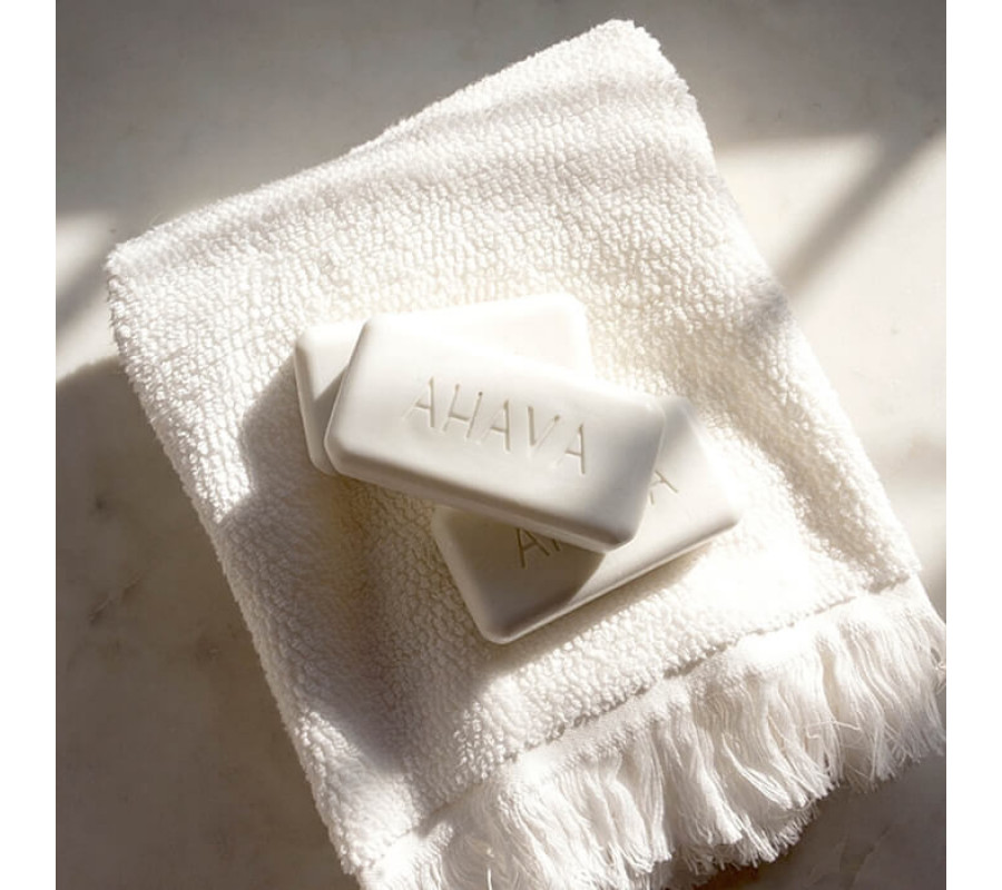 Мило на основі солі мертвого моря  Moisturizing Salt Soap Ahava, 100 г