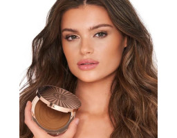 Бронзер  Beautiful Skin Sun-kissed Glow Bronzer Charlotte Tilbury,  2 Medium, 21 г