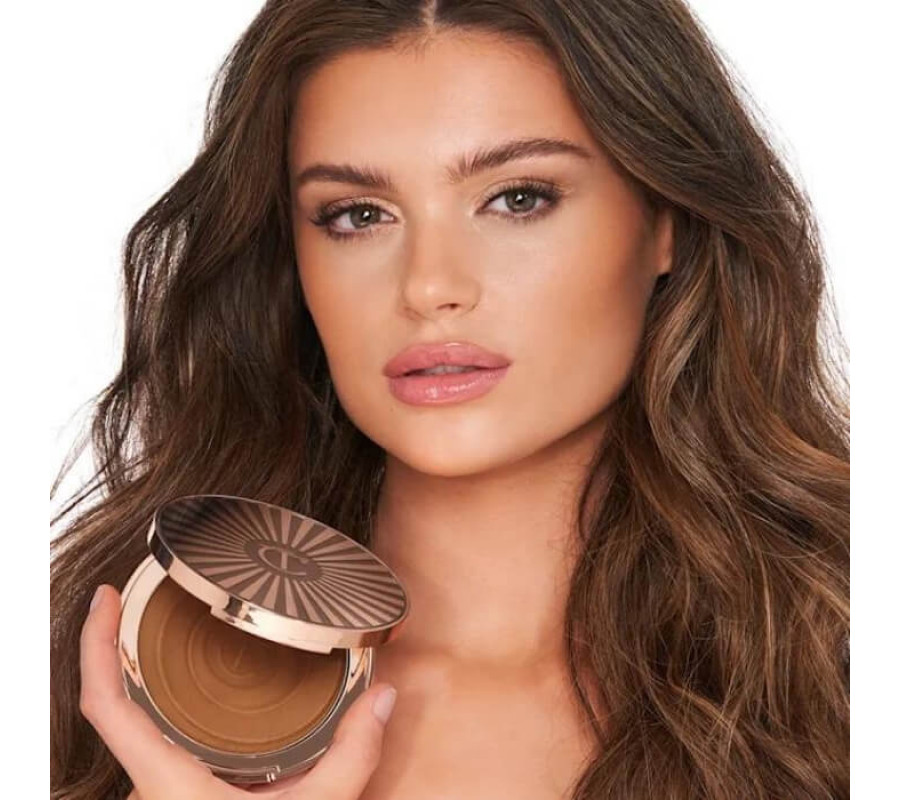 Бронзер  Beautiful Skin Sun-kissed Glow Bronzer Charlotte Tilbury,  2 Medium, 21 г