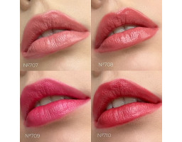 Увлажняющий блеск для губ с витамином Е Moisturizing Lip Gloss vitamin E Cherel 709, 8 мл