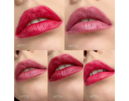 Увлажняющий блеск для губ с витамином Е Moisturizing Lip Gloss vitamin E Cherel 711, 8 мл