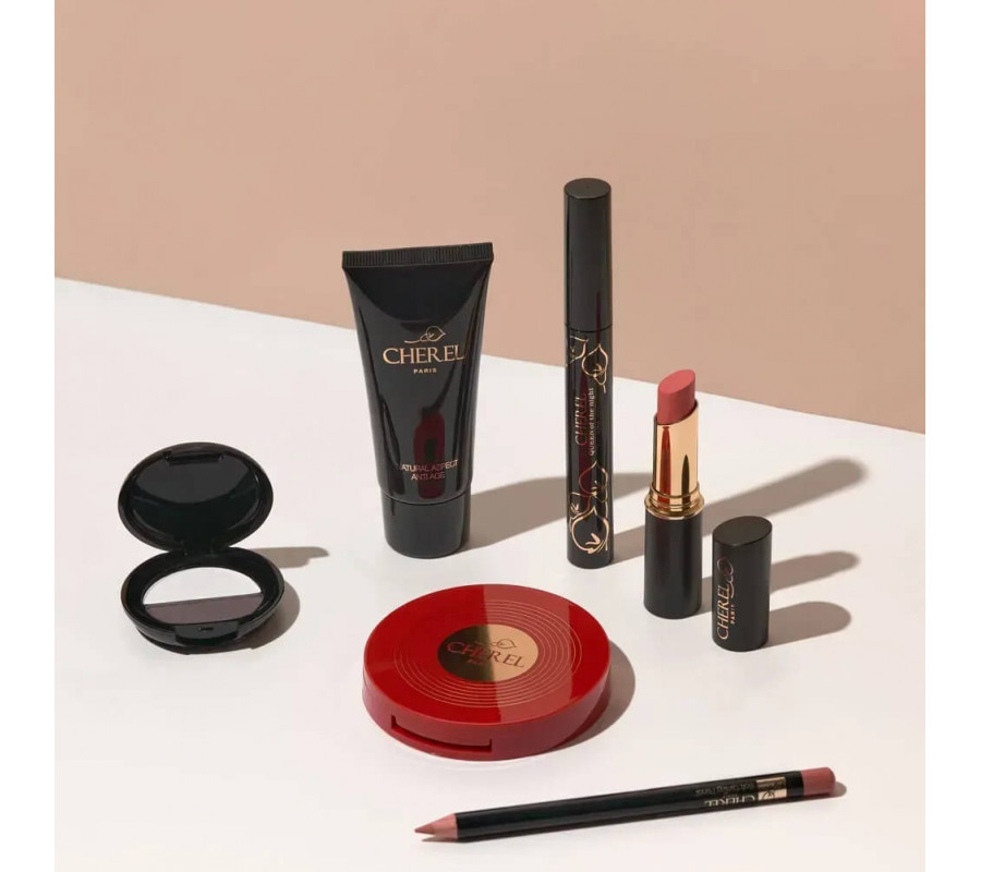 Увлажняющая помада для губ с витаминами А и Е Moisturizing Lipstick Waterfall Cherel 522, 4.3 г