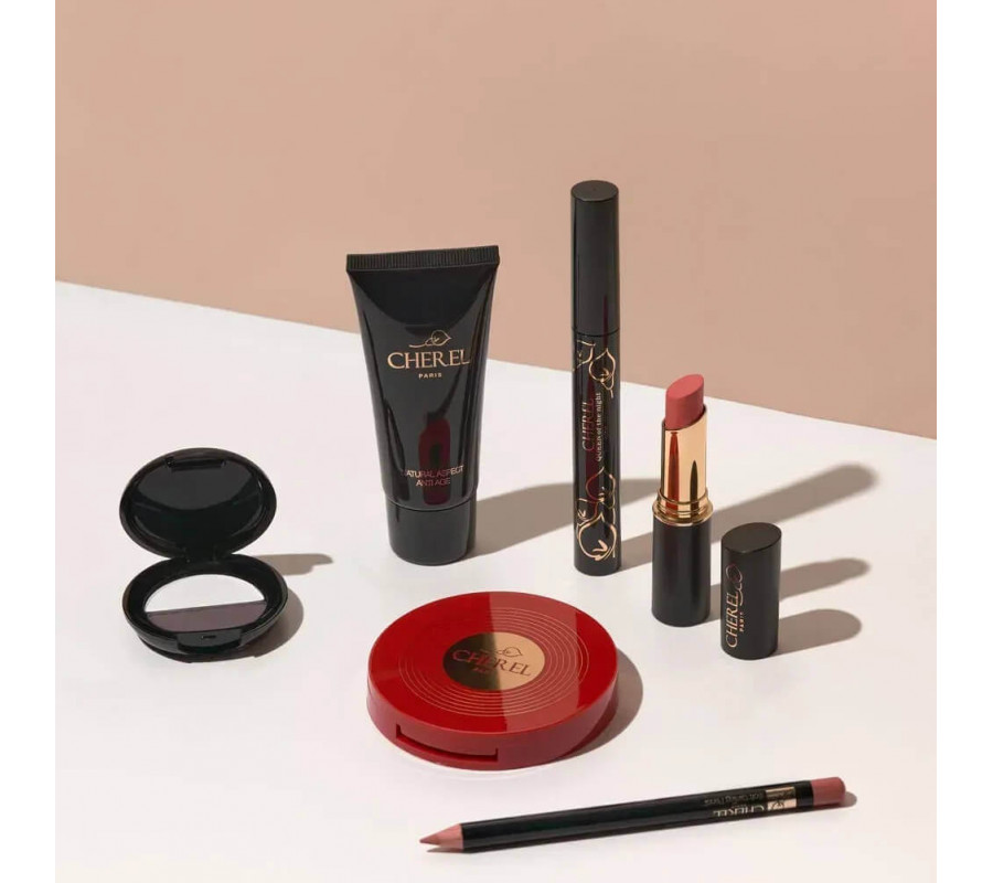 Увлажняющая помада для губ с витаминами А и Е Moisturizing Lipstick Waterfall Cherel 531, 4.3 г