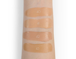 Тональний крем з гіалуроновою кислотою Hydrated & Protected With Hyaluronic Acid Cherel 41, 30  мл