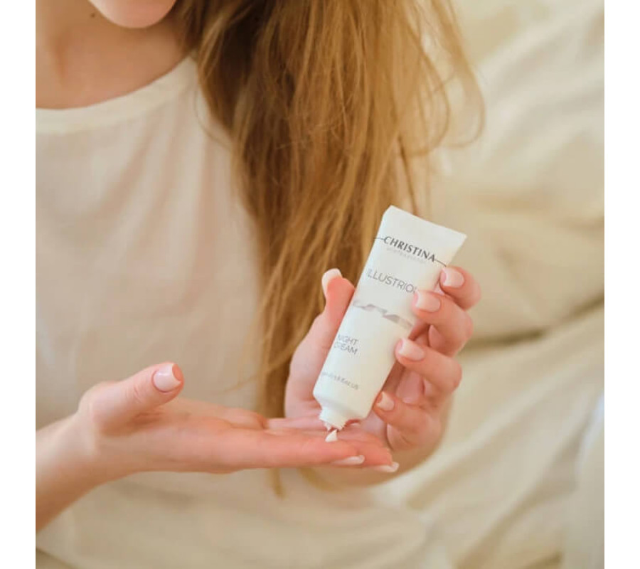 Обновляющий ночной крем Illustrious Night Cream Christina