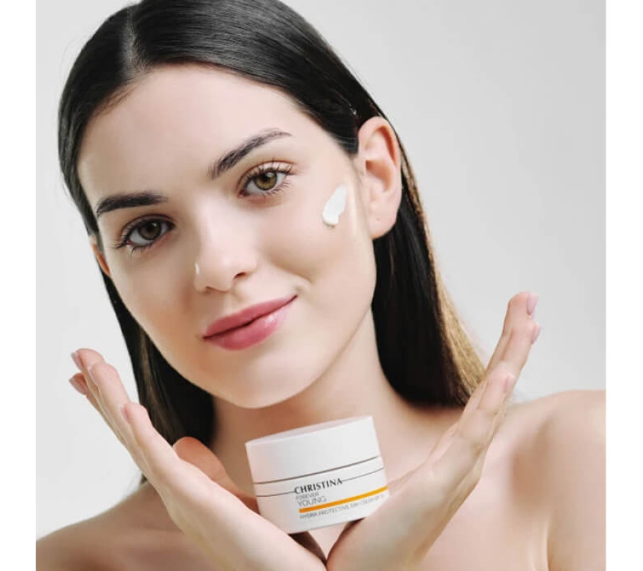 Денний гідрозахисний крем Forever Young Hydra Protective Day Cream SPF25 Christina