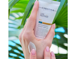 Антиоксидантный лосьон с SPF 50 для лица Line Repair Fix Antioxidant Assist SPF 50 Christina