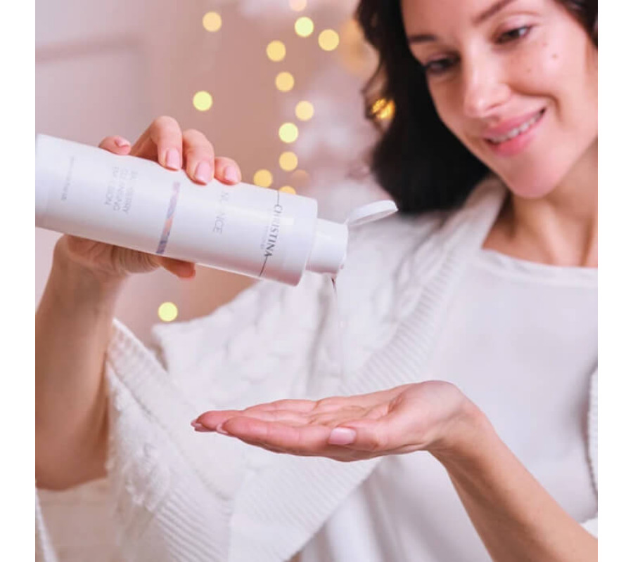 Очищувальна емульсія для обличчя з екстрактом малини Nuance Raspberry Cleansing Emulsion Christina