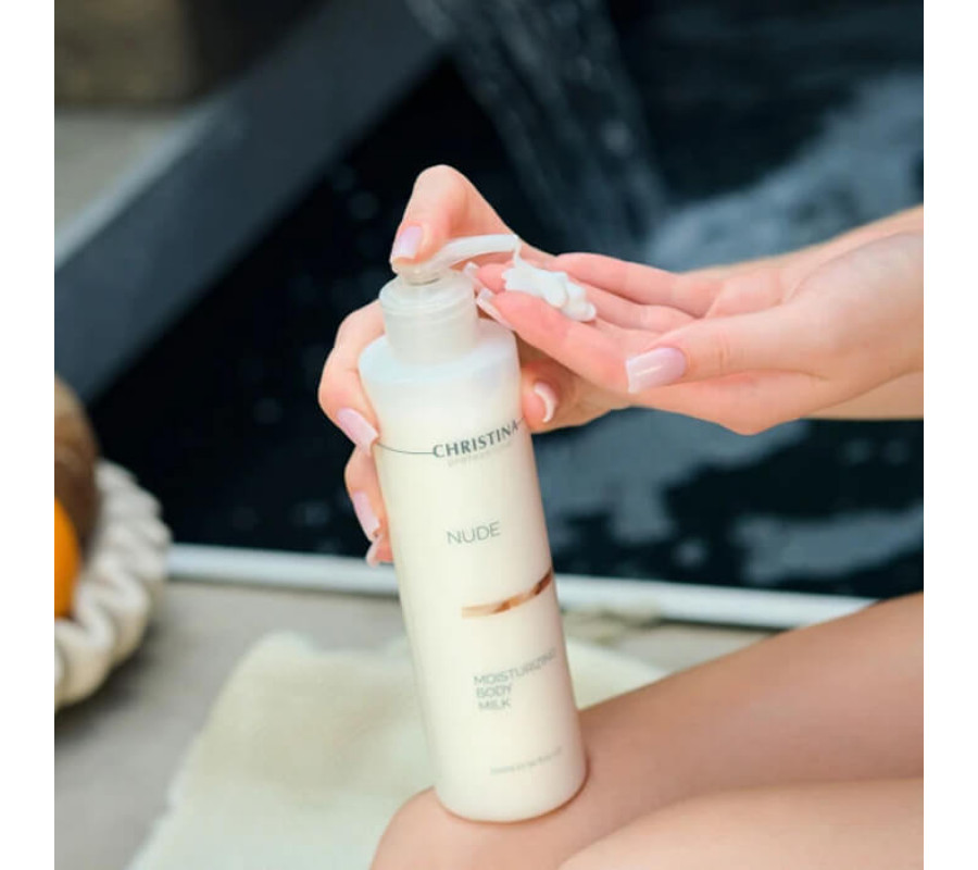 Увлажняющее молочко для тела Nude Moisturizing Body Milk Christina