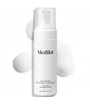 Очищающая пенка для чувствительной кожи Calmwise Soothing Cleanser Medik8, 150 мл