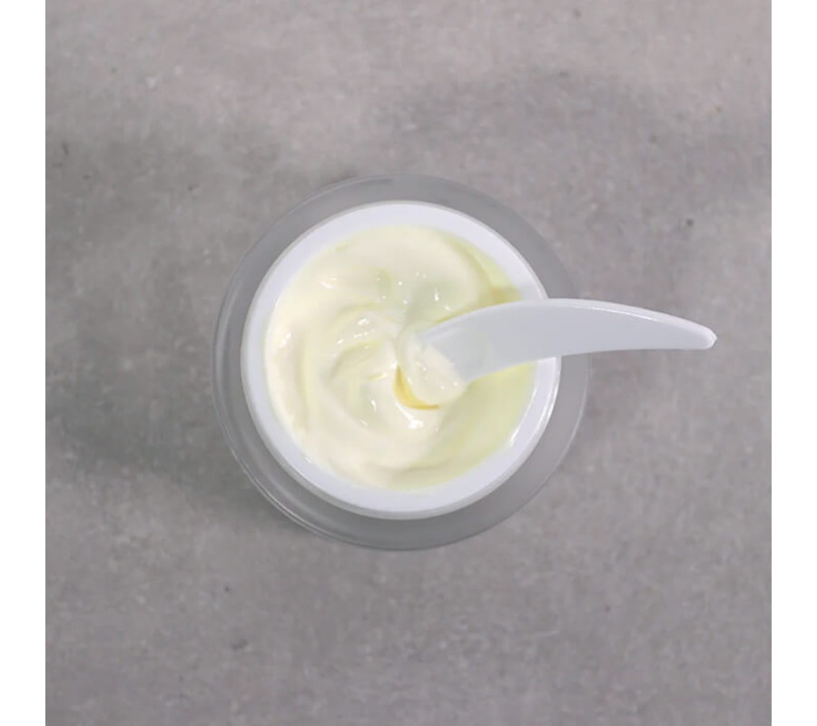 Денний крем з вітаміном С Daily Radiance Vitamin C spf 30 Medik8, 50 мл