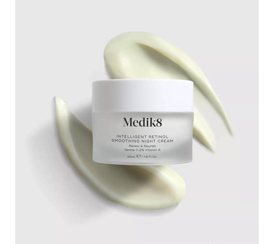 Нічний крем з ретинолом 0.2% Intelligent Retinol Smoothing Night Cream A Medik8, 50 мл