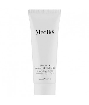 Очищаючий гель з AHA-кислотами та екстрактом мангомстана Surface Radiance Cleanse Medik8, 40 мл