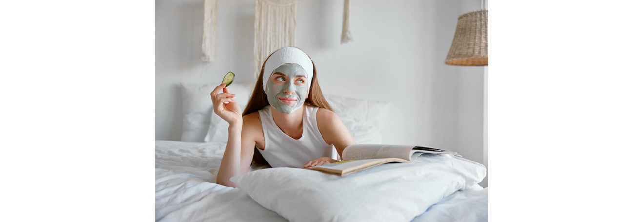 Літо — час набряків? Твої ефективні способи зберегти свіжість обличчя